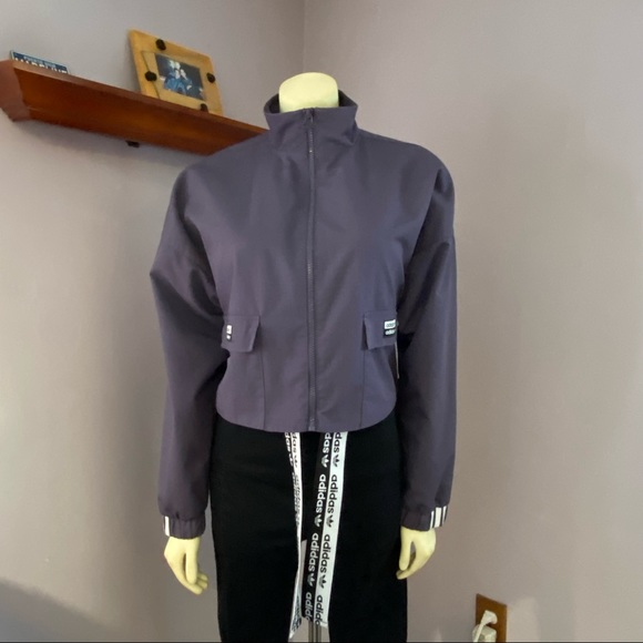 Adidas RYV Patch Pocket Crop Jacket - Picture 13 of 14